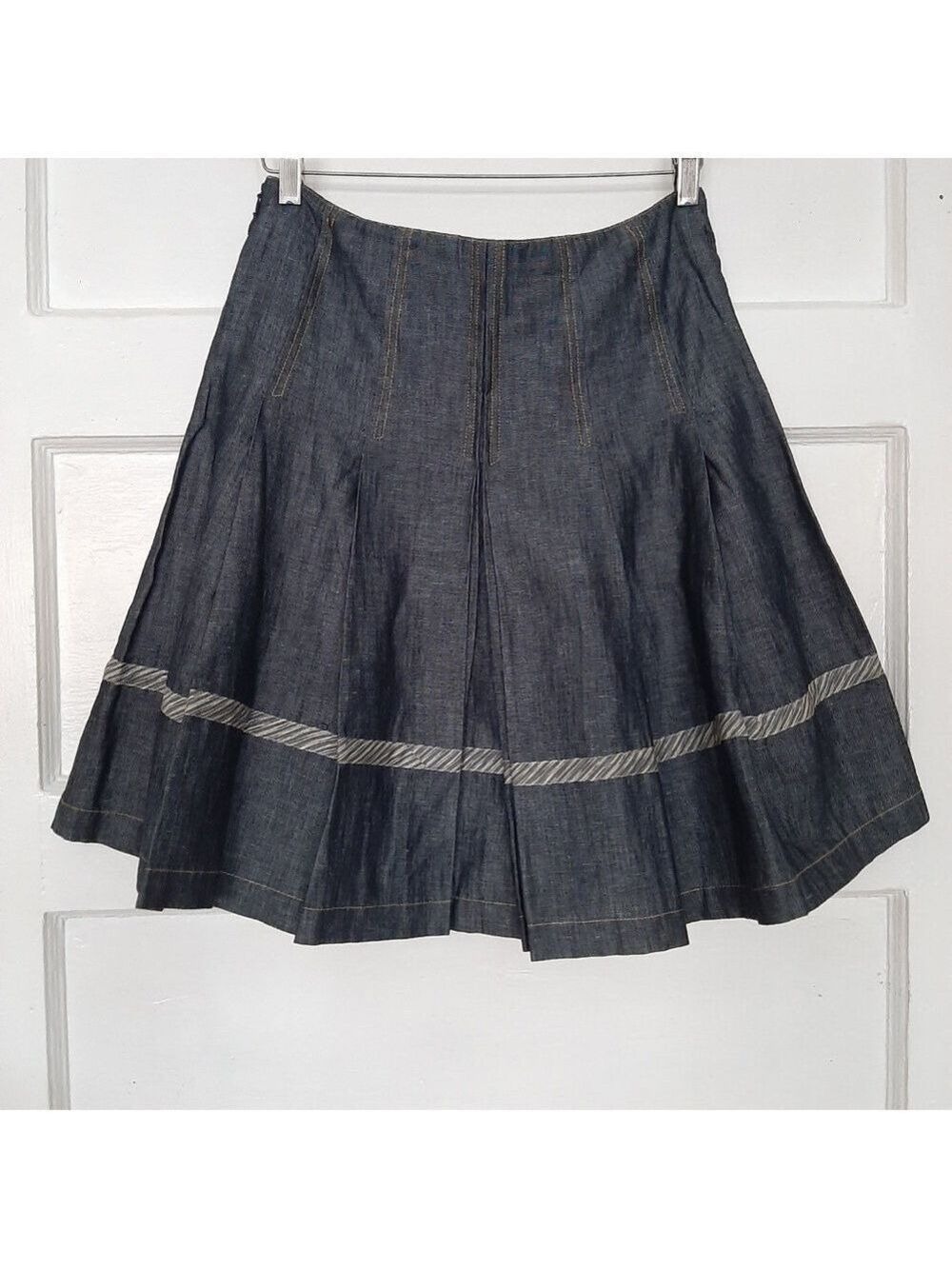 Tocca A Line Pleated Chambray Godet Pleated Skirt NWOT